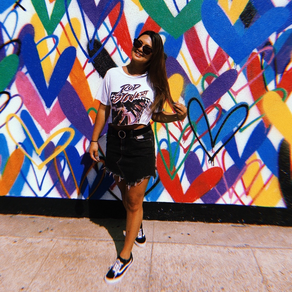 Meet your Posher, Chloe